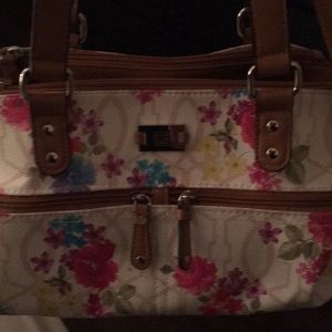 Floral purse 🌸